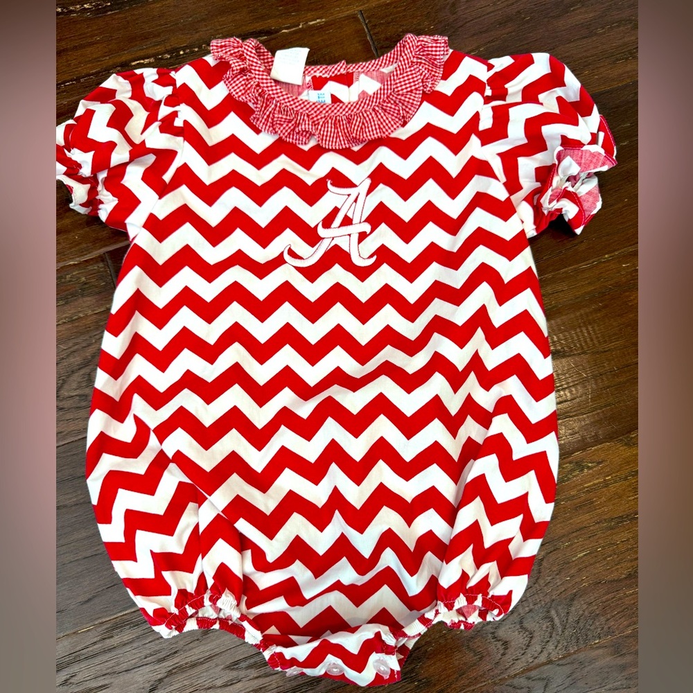Vive la fete crimson tide Alabama romper size 2 ruffle bottle EUC